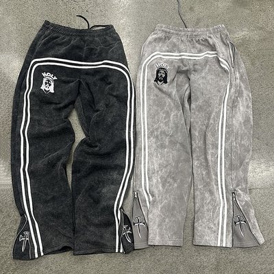 French Terry Fabric Men's Flared Sweatpants with Side Zipper Customized by Manufacturers - Image 6